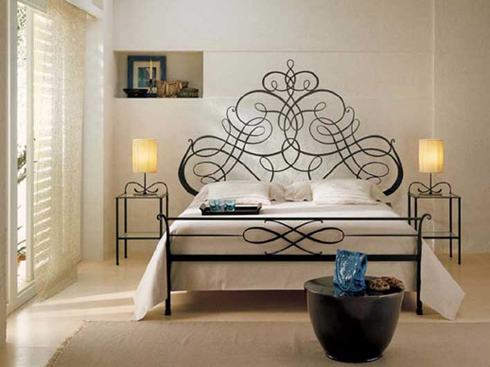 تخت خواب فرفورژه فلزی با ایده های انتزاعی
