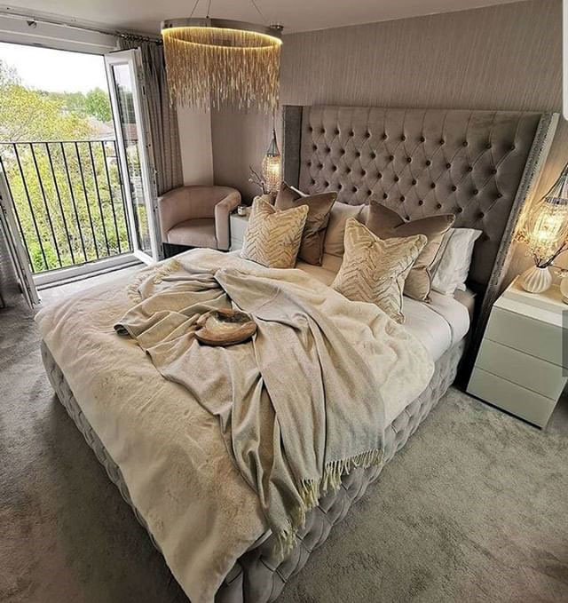 تخت خواب  پارچه ای لمسه دار
