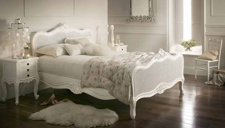 تخت خواب آنتیک